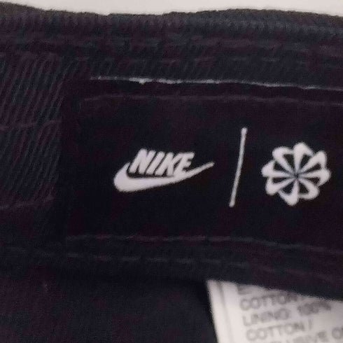 ナイキ NIKE スウッシュロゴ ハングル文字 刺繍デザイン 6パネルキャップ メンズ M/L