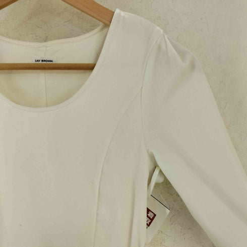 リリーブラウン Lily Brown 26SS ベロアフリルバルーントップス レディース FREE