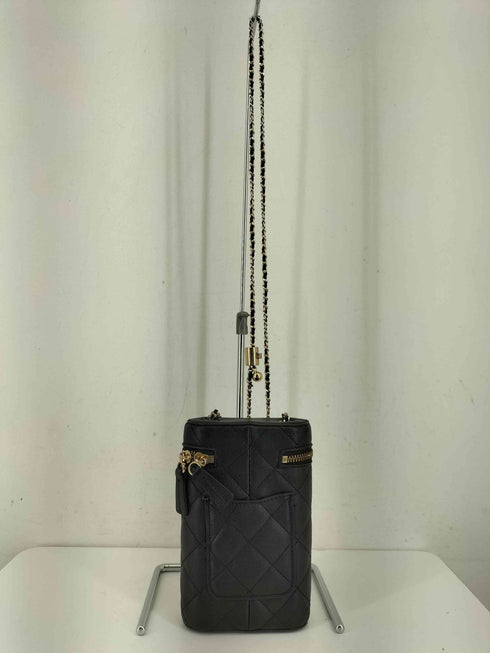 チャールズアンドキース CHARLES&KEITH キルティングデザイン ミニバッグ レディース