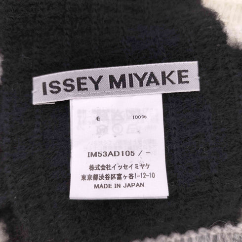 イッセイミヤケ ISSEY MIYAKE fringed hem scarf レディース