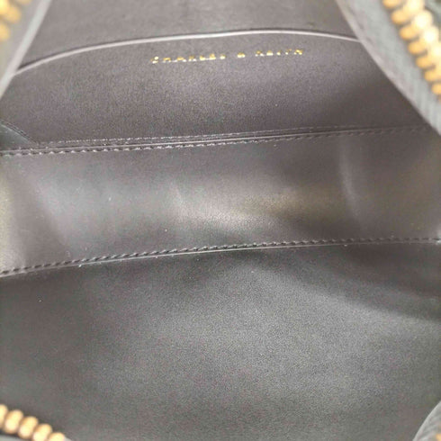 チャールズアンドキース CHARLES&KEITH CESIA メタリックアクセントショルダーバッグ レディース
