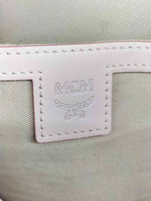 エムシーエム MCM サイドスタッズ バックパック ヴィセトス レディース