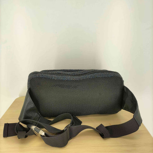 ハリスツイード Harris Tweed ロゴワッペン フェイクレザー ヘリンボーン ボディバッグ メンズ