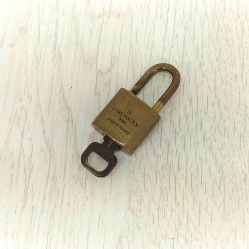 ルイヴィトン LOUIS VUITTON パドロック カデナ 南京錠 300 padlock cadenas レディース