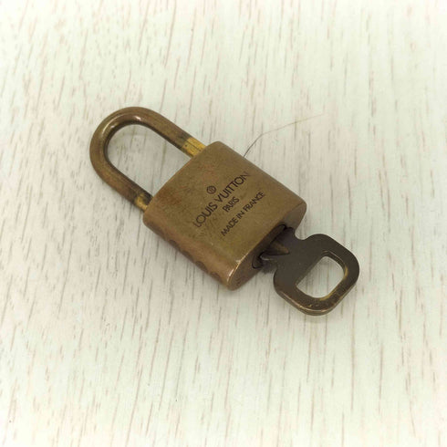 ルイヴィトン LOUIS VUITTON パドロック カデナ 南京錠 300 padlock cadenas レディース