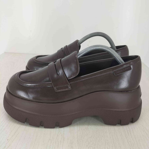 チャールズアンドキース CHARLES&KEITH Leoi レオイ プラットフォーム ペニーローファー レディース 24.5