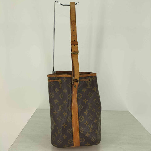 ルイヴィトン LOUIS VUITTON プチ・ノエ モノグラムショルダーバッグ 巾着型 レディース