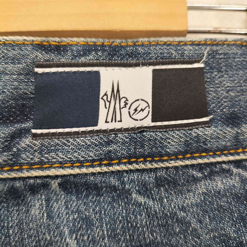 モンクレール MONCLER PANTALONE DENIM インディゴ ストレート デニムパンツ メンズ 46