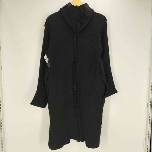 ミーイッセイミヤケ me ISSEY MIYAKE カリフラワー フロントステッチ フーデッド コート レディース