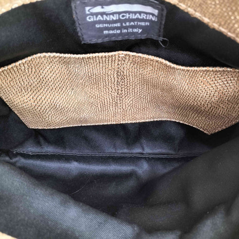 ジャンニキャリーニ GIANNI CHIARINI サフィアーノ調 メタリックゴールド 本革 レザークラッチバッグ レディース