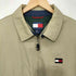 トミーヒルフィガー TOMMY HILFIGER 90s コットンツイル 裾ドローコード フラップポケット チンストラップ スイングトップ メンズ import:L