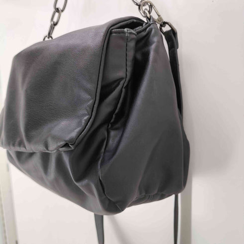 ザラ ZARA フェイクレザーチェーンショルダーバッグ メンズ