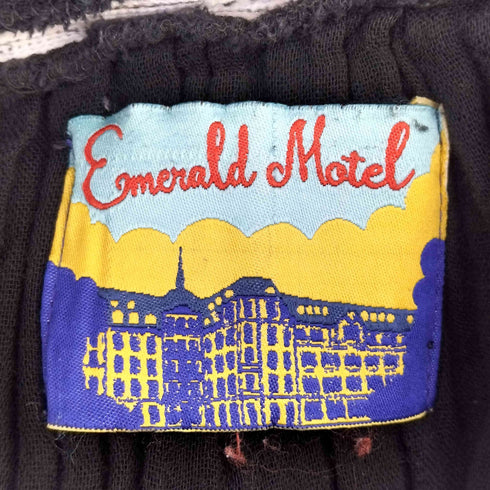 エメラルドモーテル EMERALD MOTEL 刺繍デザイン スキッパー ワンピース レディース
