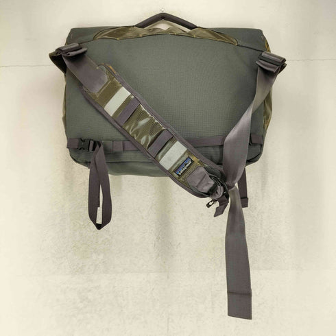 パタゴニア patagonia Black Hole Messenger ブラックホール・メッセンジャー 22L ショルダーバッグ メンズ