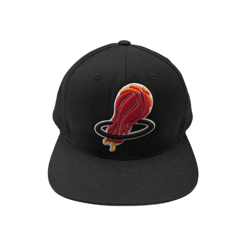 ミッチェルアンドネス mitchell&ness NBA チームロゴ刺繍 ベースボールキャップ メンズ