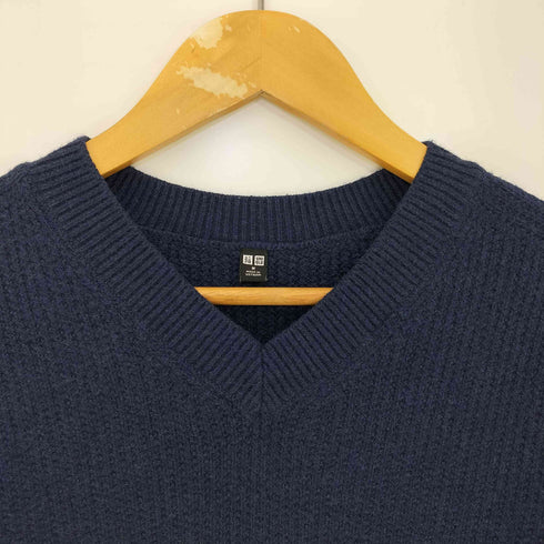ユニクロ UNIQLO 3DスフレヤーンVネックセーター メンズ import:M