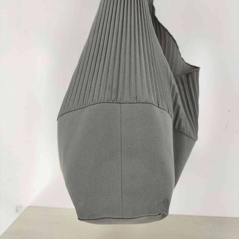 トゥードゥーコトハヨコザワ todo kotoha yokozawa 別注PLEATS BAG プリーツバッグ レディース