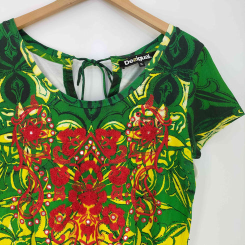 デシグアル Desigual 花柄刺繍 ビーズ装飾 UネックTシャツ レディース import:XL
