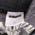 ノーマニュアル NOMANUAL LAYERED ARCH GRAPHIC HOODIE レイヤード アーチ グラフィック フーディー メンズ L