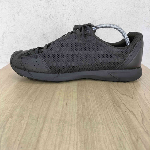 キーン KEEN A86 TRIPLE BLACK A86 トリプルブラック ローカットスニーカー メンズ 26.5