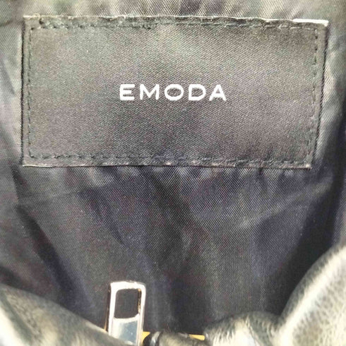 エモダ EMODA ボックスEマークショートブルゾン レディース FREE
