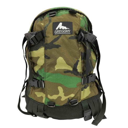 グレゴリー GREGORY 90s USA製 銀文字 旧タグ ウッドランドカモ DAY AND A HALF PACK デイ アンド ハーフ パック メンズ