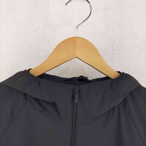 ユニクロ UNIQLO ポケッタブルUVカットパーカ レディース JPN:L
