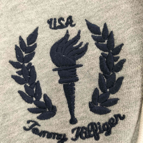 トミーヒルフィガー TOMMY HILFIGER エンブレム 袖 刺繍 ハーフボタン パーカー メンズ import:S