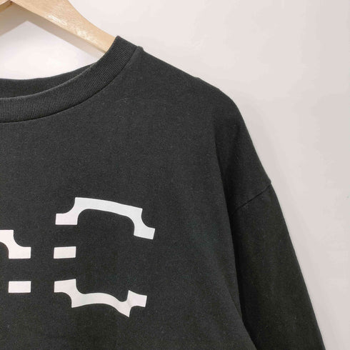 KAMITSUBAKI STUDIO アーティスト ロゴプリント 半袖Tシャツ メンズ JPN:L