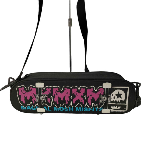 マジカルモッシュミスフィッツ MAGICAL MOSH MISFITS スケボー型 ショルダーバッグ メンズ