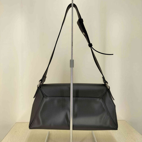 チャールズアンドキース CHARLES&KEITH Nasrin ナスリン ジオメトリックショルダーバッグ レディース