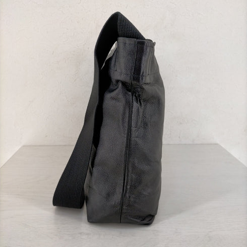 ヨウジヤマモト Yohji Yamamoto カウレザーショルダーバッグ メンズ