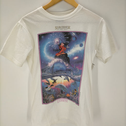 90S USA製 2枚タグ キャラクター プリント Tシャツ SORCERER OF THE SEAS LASSEN メンズ import:S