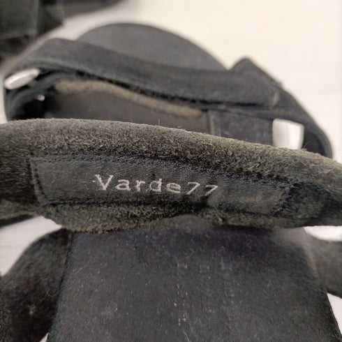 バルデセブンティセブン Varde77 スウェード ストラップサンダル メンズ