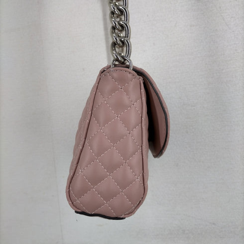 ゲス GUESS キルティングレザーショルダー レディース