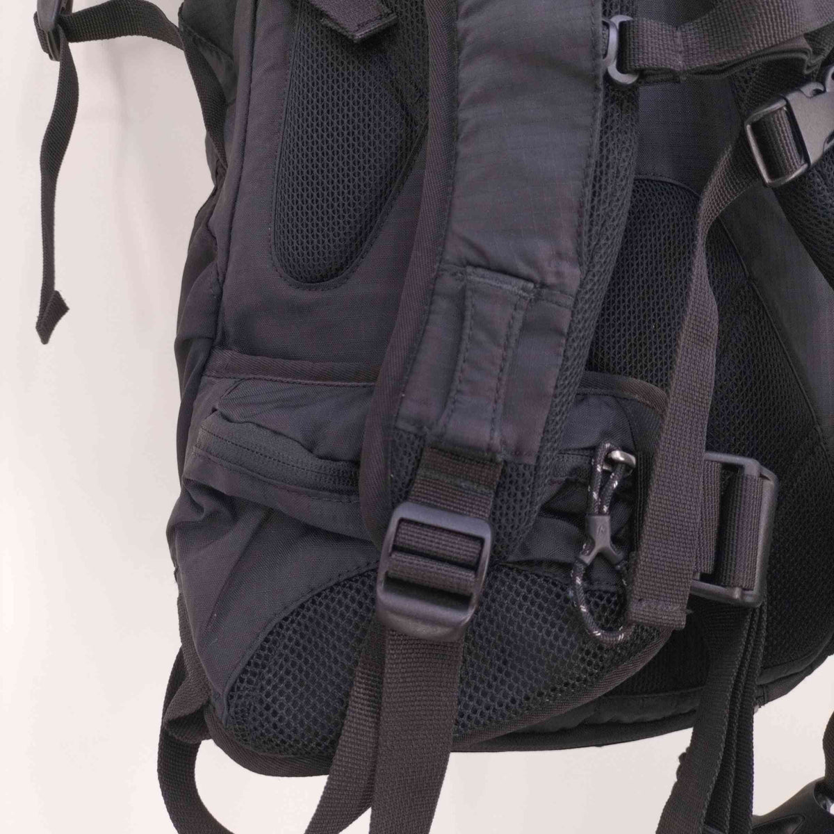 マーモット MARMOT ALPHA 25L バックパック リュックサック メンズ 25L – ブランド古着買取販売バズストア