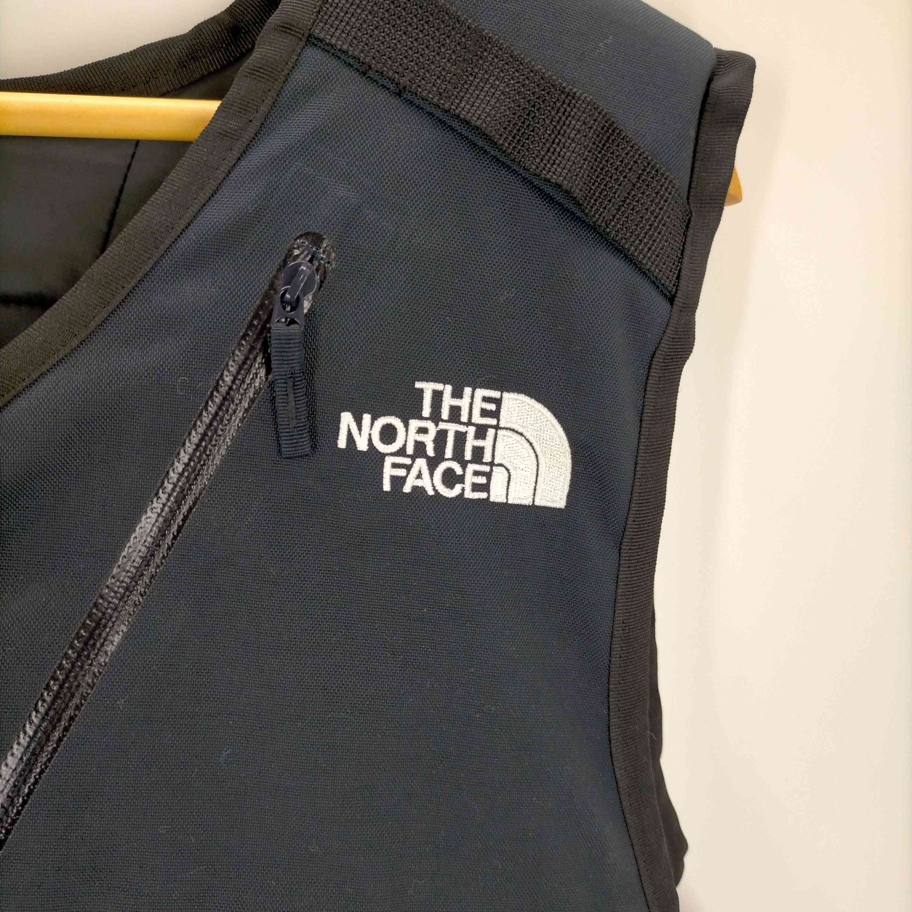 ザノースフェイス THE NORTH FACE VO Out of Bounds Jacketベストオンアウトオブバウンズジャケット メンズ –  ブランド古着買取販売バズストア