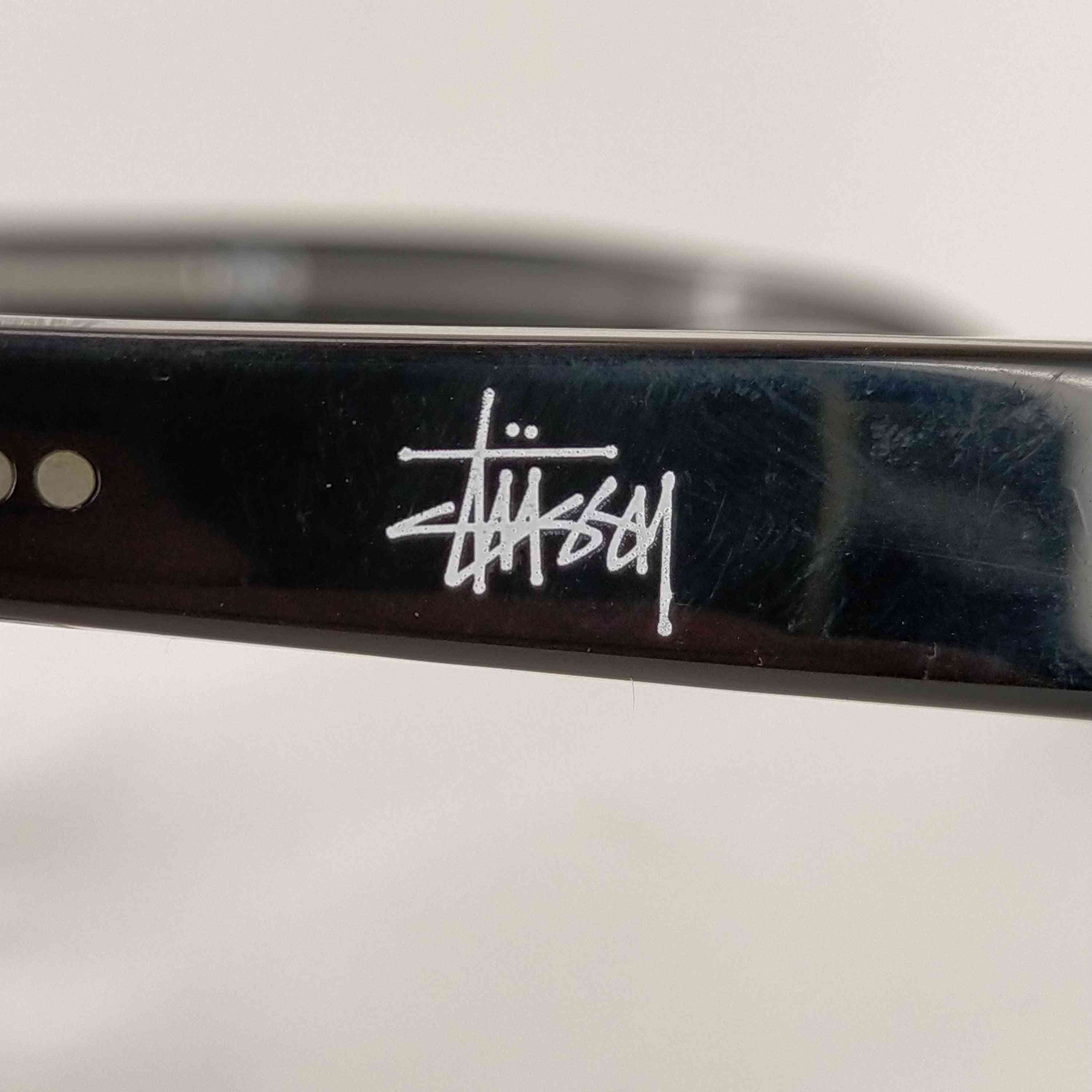 ステューシー Stussy OLD STUSSY EYEGEAR HF-2 サングラス メンズ – ブランド古着買取販売バズストア