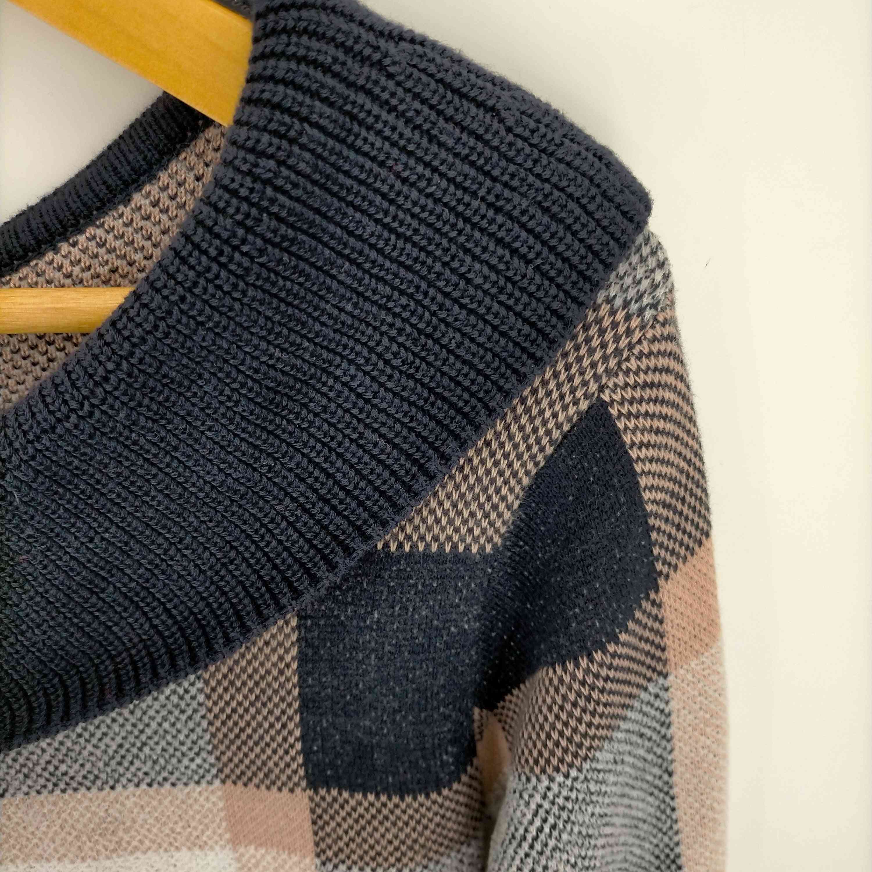 美品✨BLUE LABEL CRESTBRIDGE チェックニットセーター　長袖 楽天市場】ブルーレーベルクレストブリッジ チェック ニットの通販