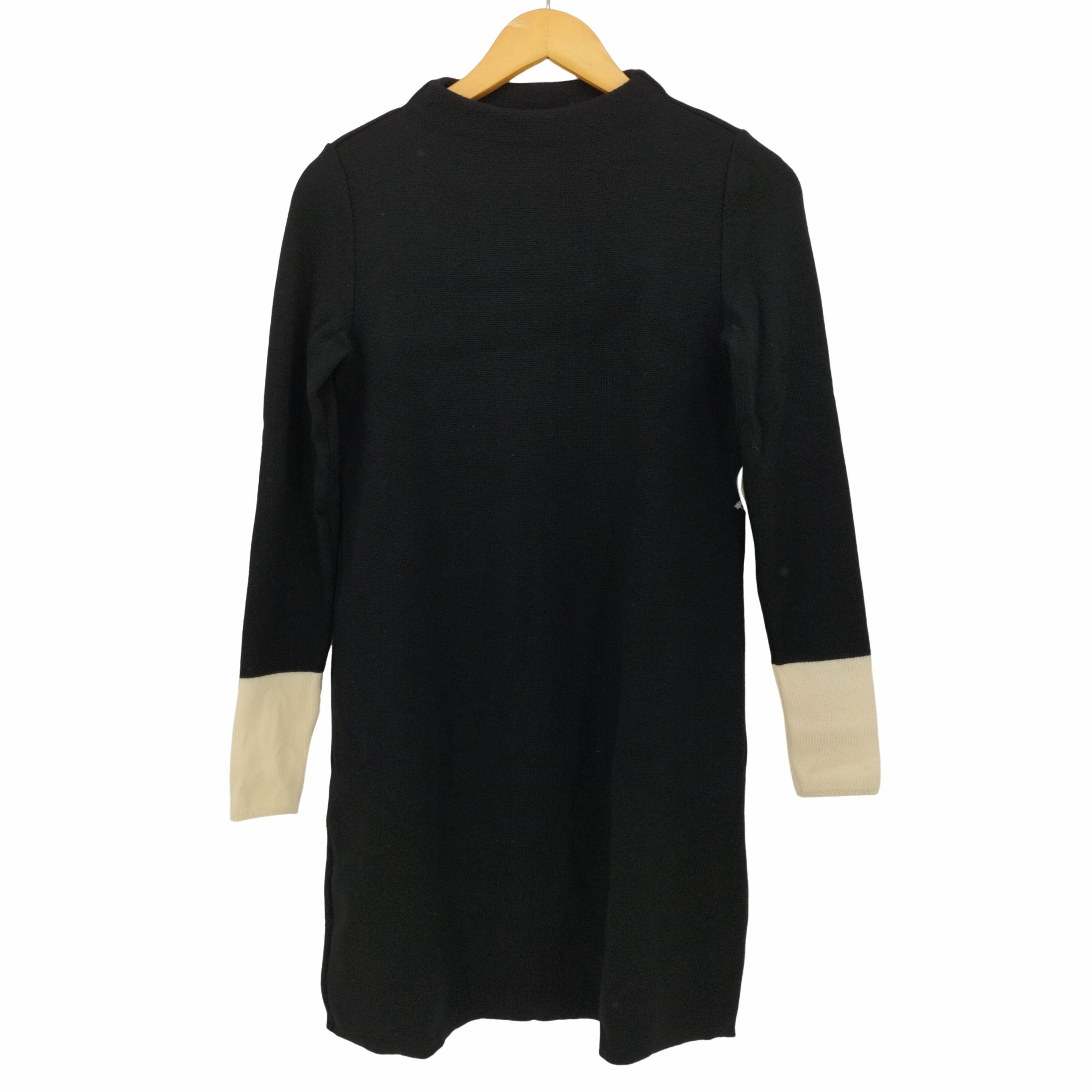 USED古着(ユーズドフルギ) {{FOXEY BOUTIQUE}} ボトルネック ニット ミニ ワンピース レディース  38【中古】【ブランド古着バズストア】 FOXEY BOUTIQUE ボトルネック ニット ミニ ワンピース レディース 38