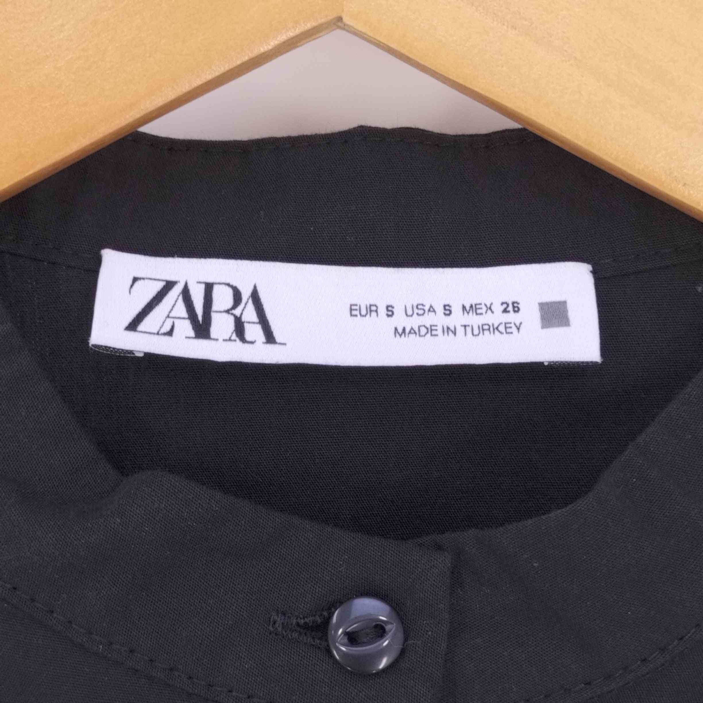 ザラ ZARA ストレッチサイドトリムワンピース レディース import：S – ブランド古着買取販売バズストア