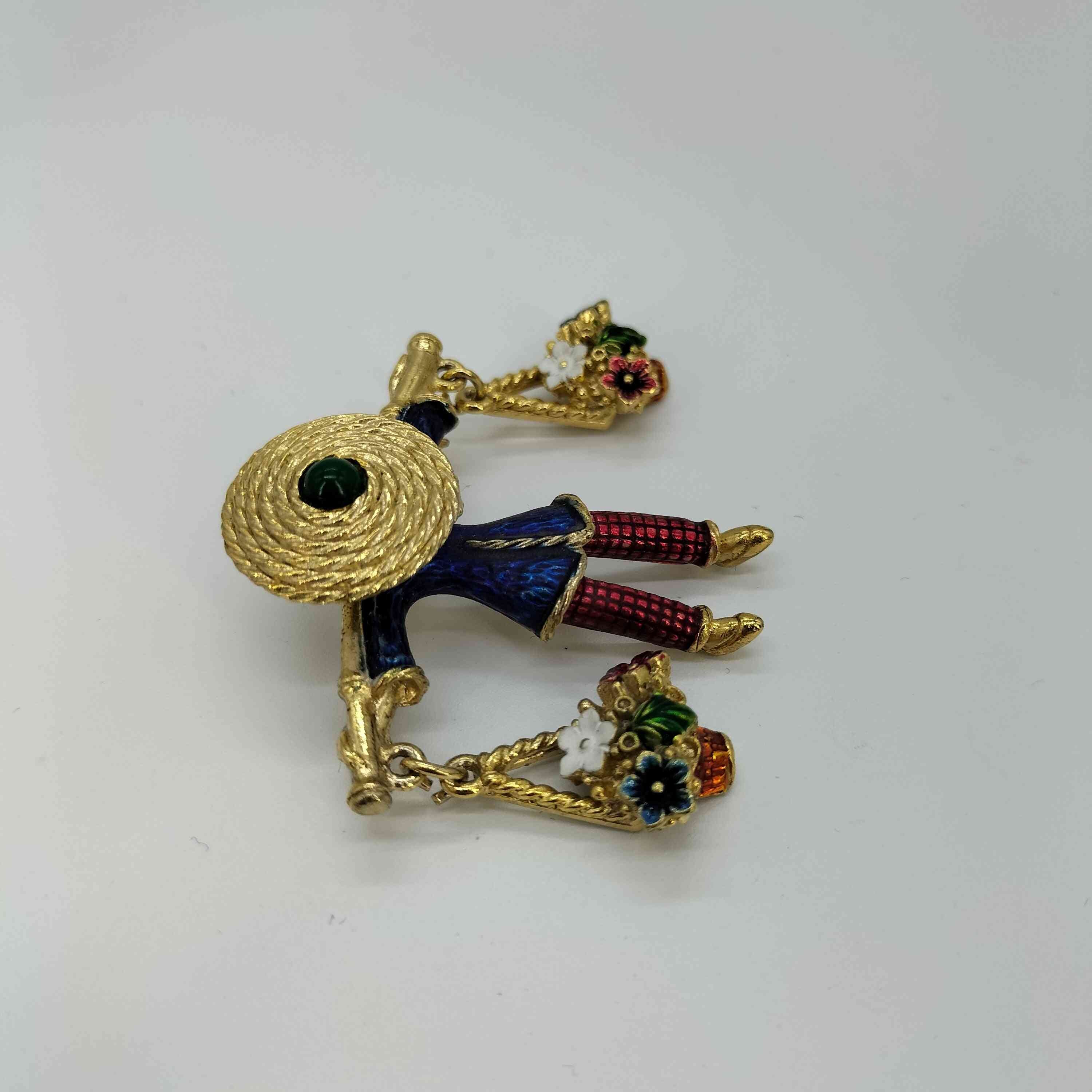 人形型ブローチ レディース – ブランド古着買取販売バズストア