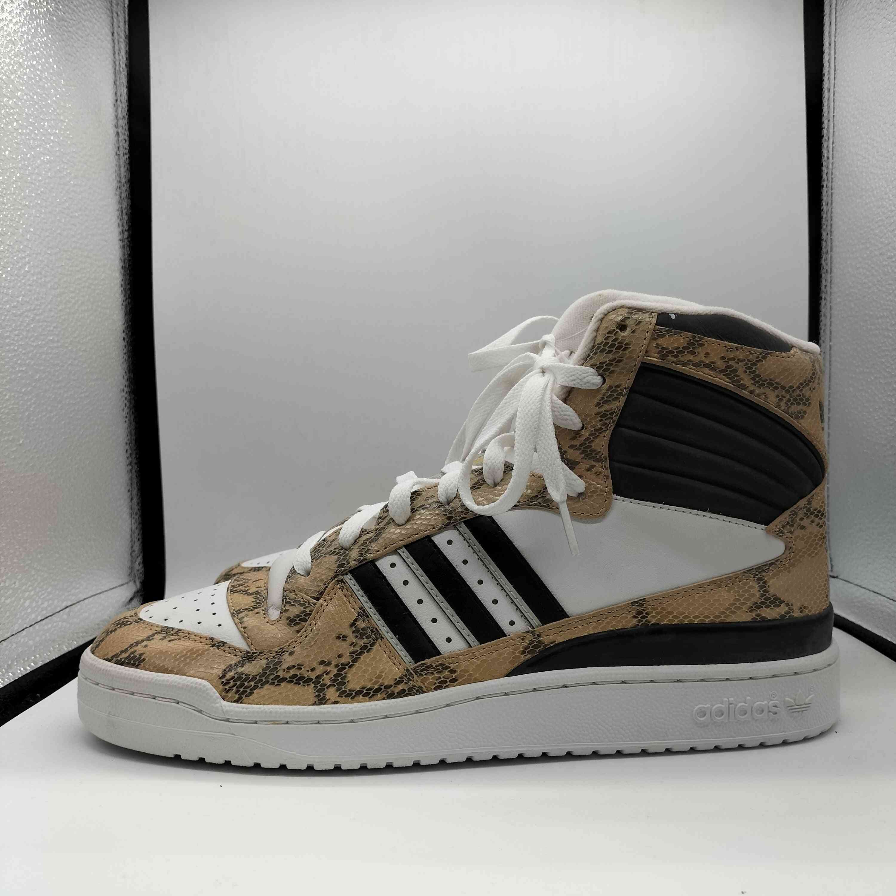 2回使用　adidas 24㎝　パイソン　ヘビ柄 シューズ 2回使用 adidas 24㎝ パイソン ヘビ柄 シューズ