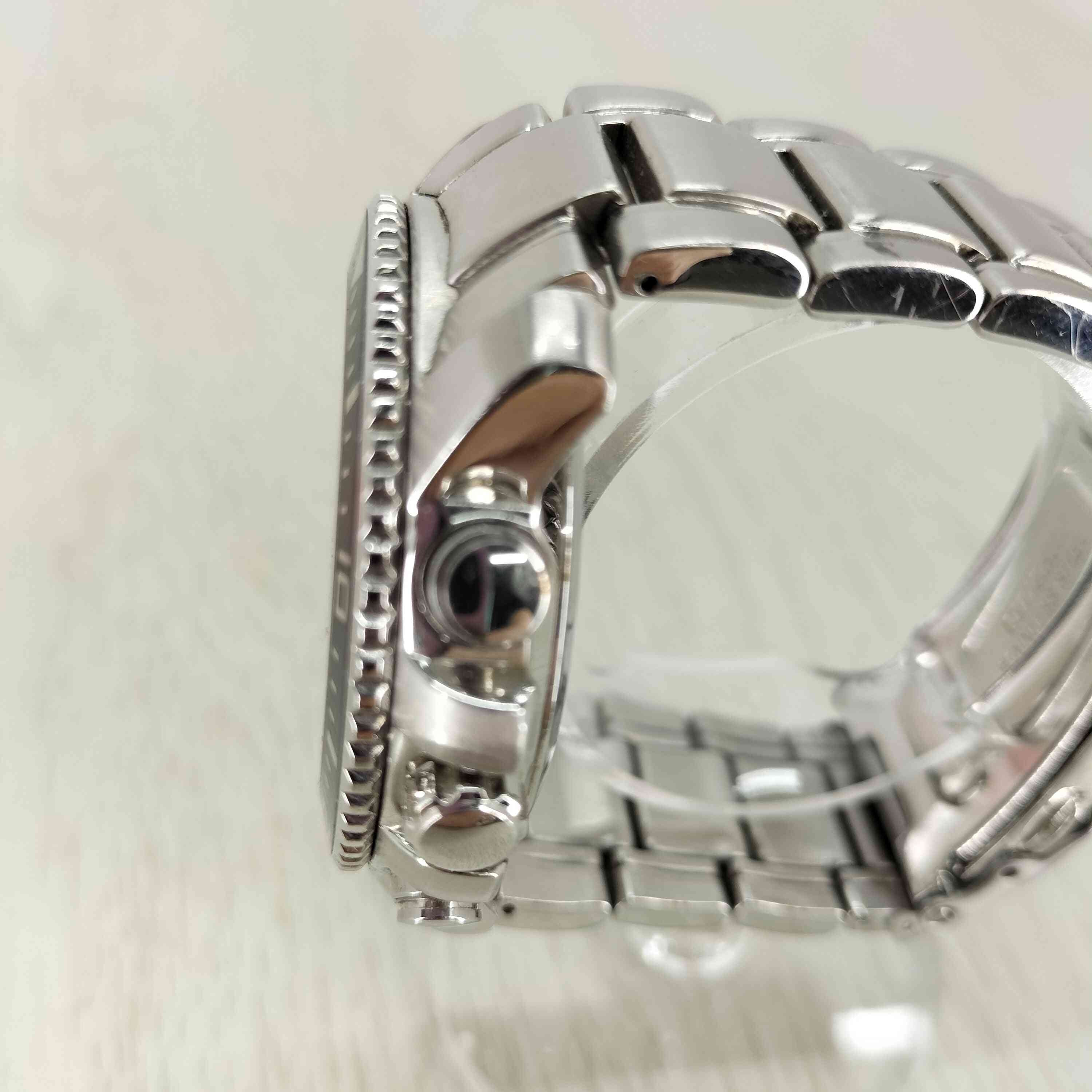 CITIZEN シチズン エコドライブ 電波ソーラー E610-S062977 楽天市場】CITIZENシチズン E610-S062977 ECO-DRIVEエコドライブ