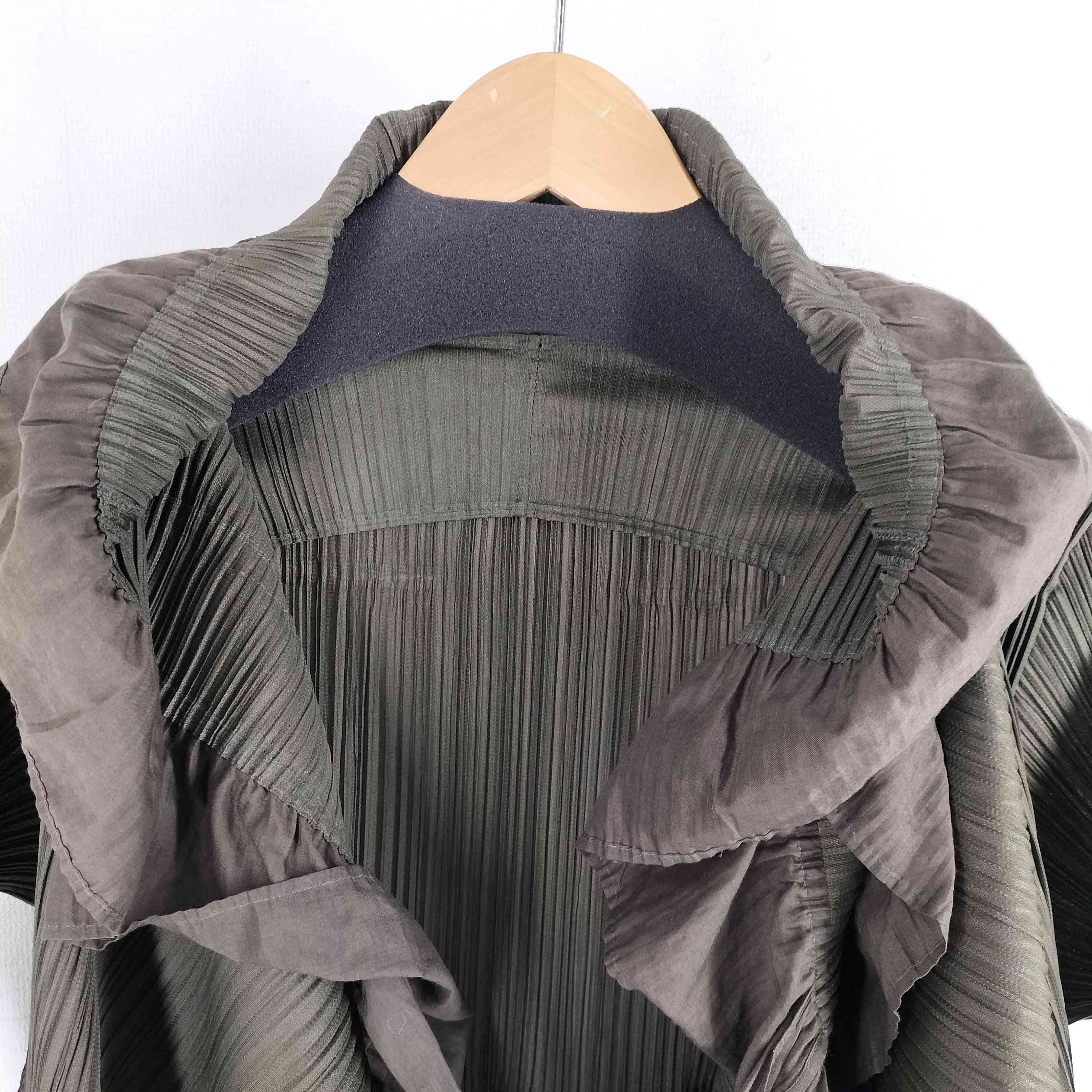 プリーツプリーズイッセイミヤケ PLEATS PLEASE ISSEY MIYAKE