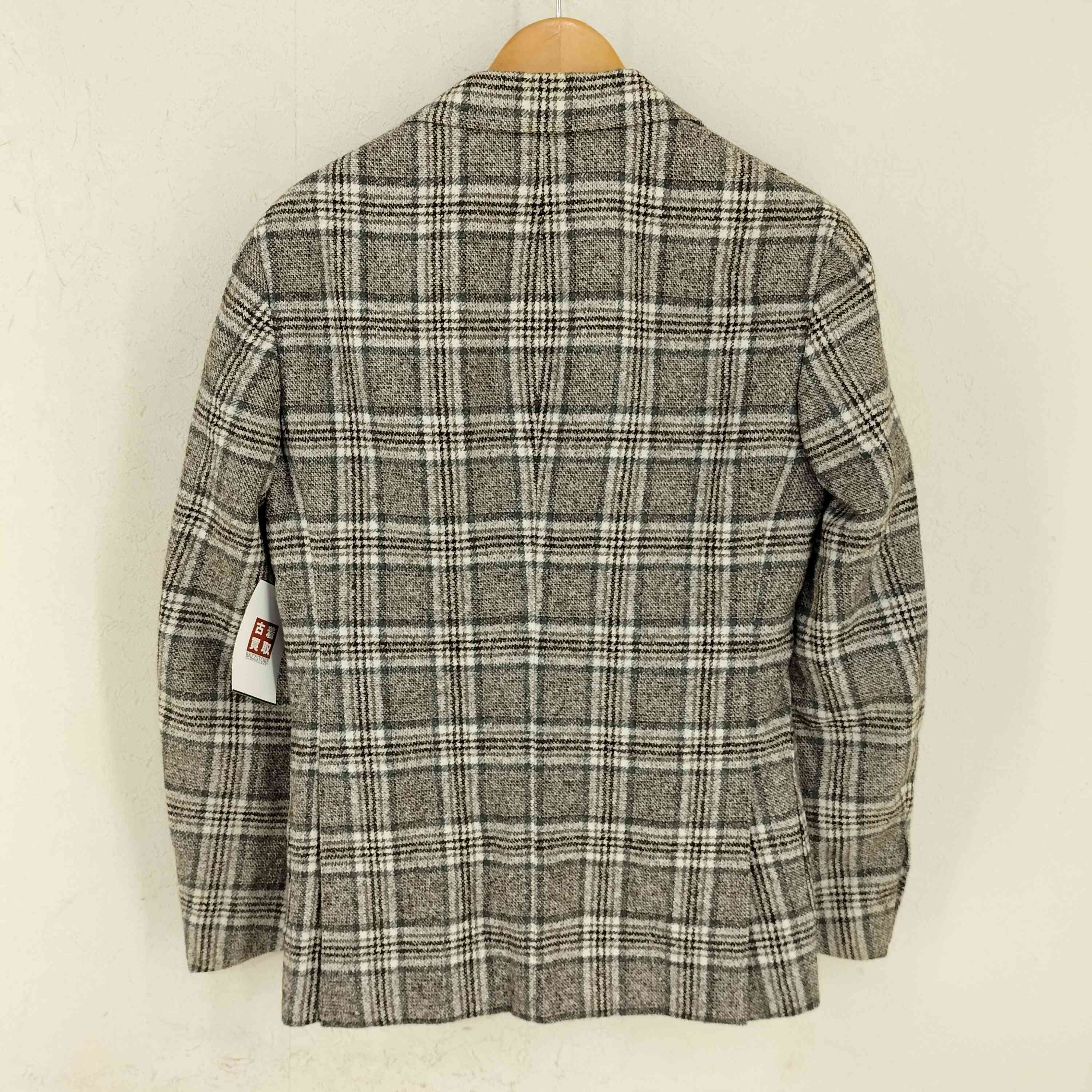 ブリッラペルイルグースト BRILLA per il gusto アルパカ混 段返り3つ