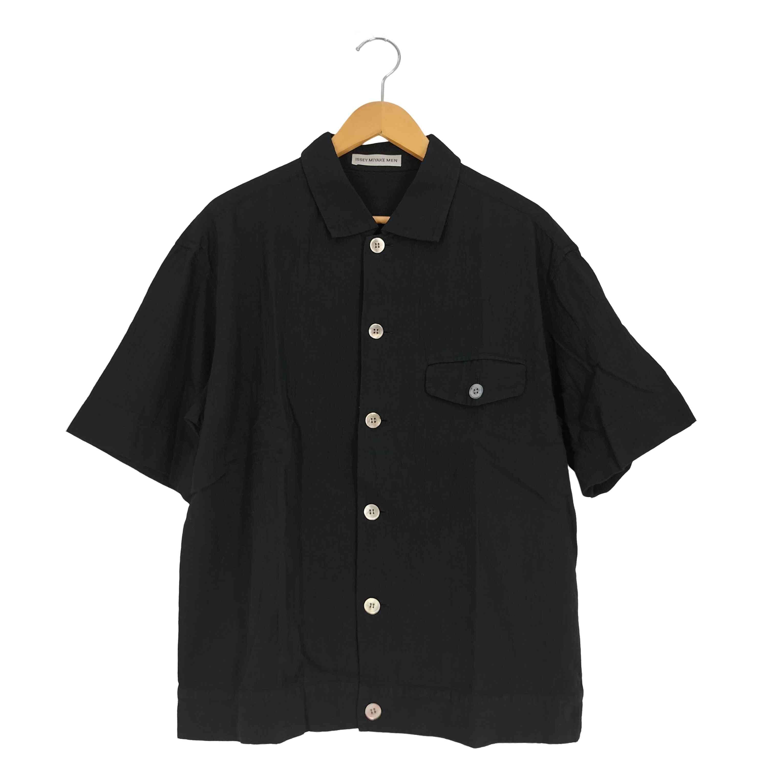 ISSEY MIYAKE イッセイミヤケ 銀タグ シワ加工 半袖 シャツ ISSEY MIYAKE イッセイミヤケ 銀タグ シワ加工 半袖 シャツ