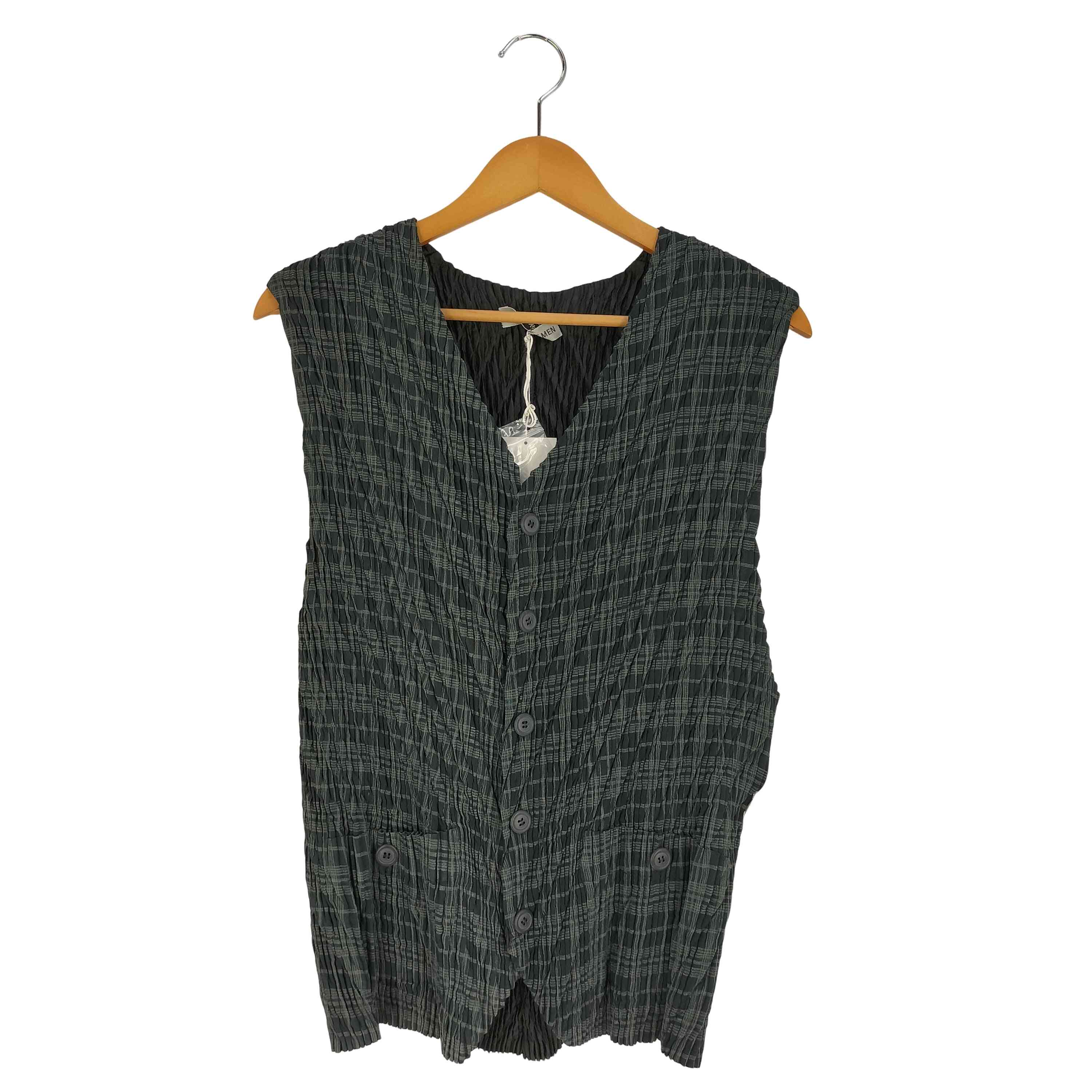 最高峰銀タグ✨　プリーツベスト　ISSEY MIYAKE MEN　イッセイミヤケ y2501281254498.jpg
