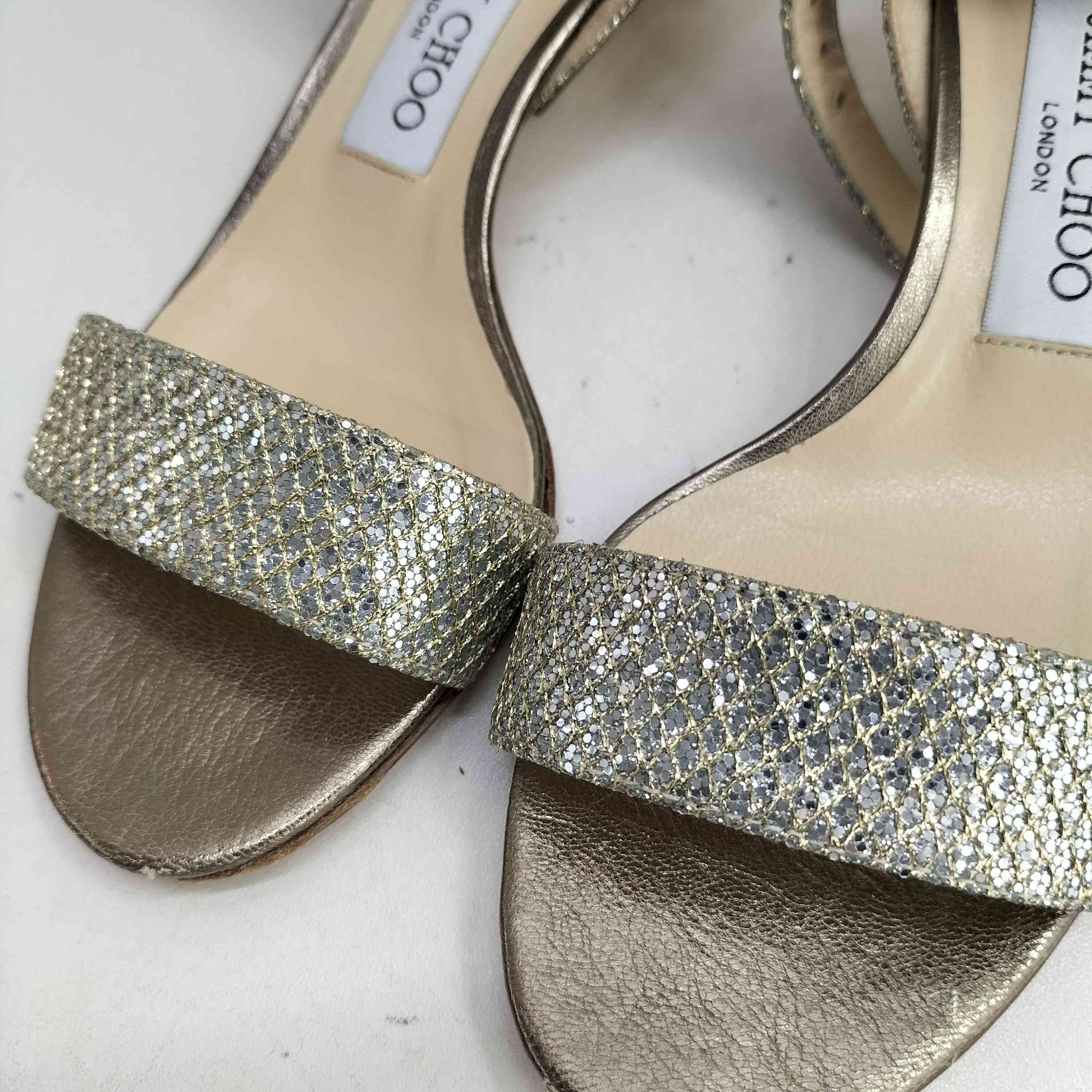 値下げ！　JIMMY CHOO パンプス シルバー JIMMY CHOO シルバー パンプス - メルカリ