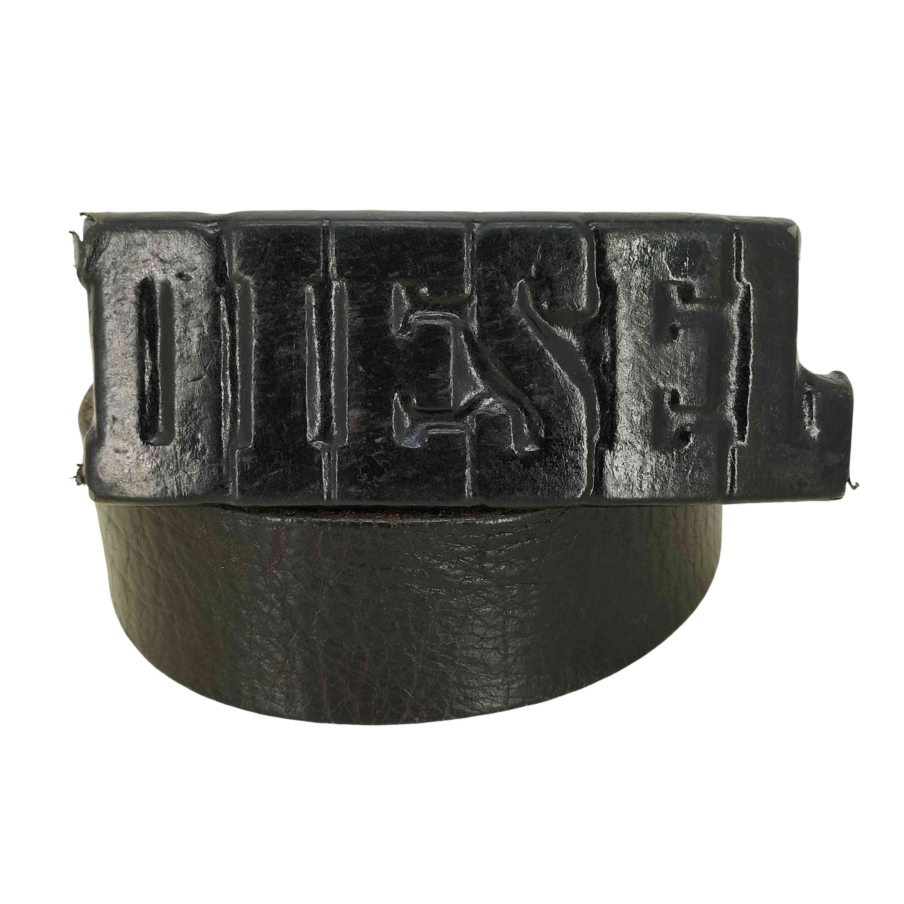 【極上品】【希少】ＤＩＥＳＥＬ　ブレイブマンスタッズベルト　本革/真鍮　正規品 超希少】DIESEL イタリア製正規品 高級厚革スカル&スタッズ